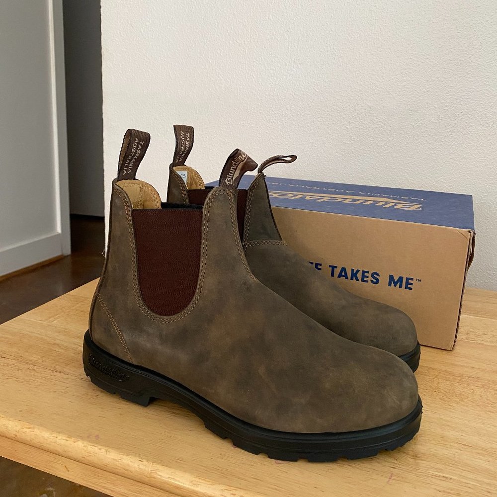 Blundstone Classic 550 Chelsea Boot, Rustic Brown size 10.5W/8.5M